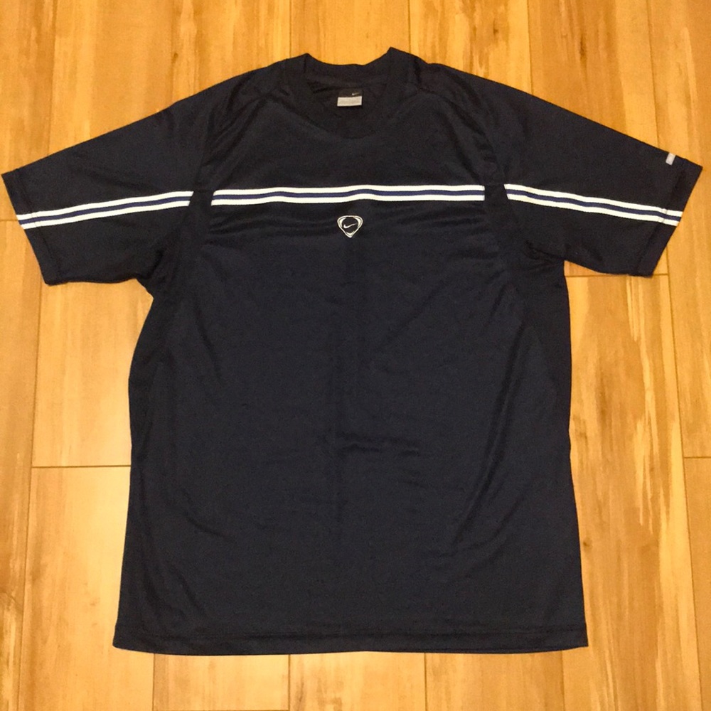 Men’s Nike dri-fit t-shirt